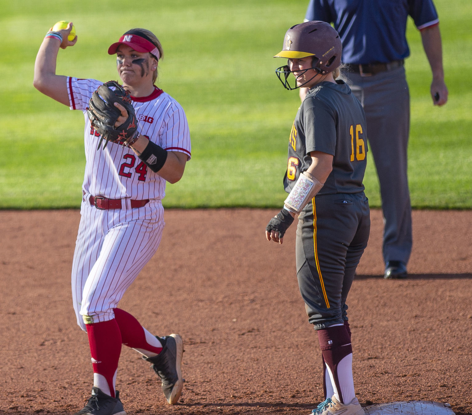 Nebraska Softball 4.19